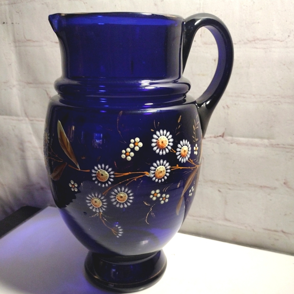 Antique VTG Hand Blown Cobalt Blue Glass Pitcher Jug White Daisy Flowers 9.5" - Picture 1 of 15